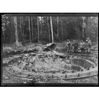 Crépy-en-Laonnois (Aisne). Emplacement du canon qui bombardait Paris. [légende d'origine]