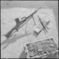 Un fusil-mitrailleur Espagnol Wiedo Fao - 2905 - 1953 avec canon interchangeable.