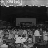 Prise d'armes par le Génie saharien à Port-aux-Poules.