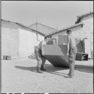 Déménagement au 30e régiment de dragons.