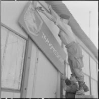 Déménagement au 30e régiment de dragons.