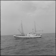 Le Grand Du, navire hydrographe.