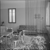 Le salon des infirmières.