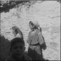 Section administrative spécialisée (SAS) d'Akourma. Dans une ruelle de Tirarmine.