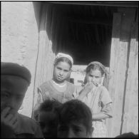 Section administrative spécialisée (SAS) d'Akourma. Dans une ruelle de Tirarmine.