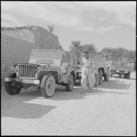 El Oued. Les véhicules adaptés au désert.