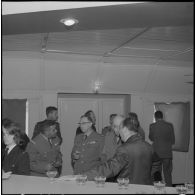 La Reghaïa. Pot donné à l'issue de la cérémonie du 11 Novembre 1961.