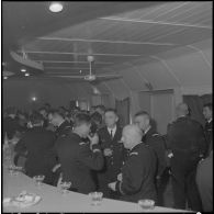 La Reghaïa. Pot donné à l'issue de la cérémonie du 11 Novembre 1961.