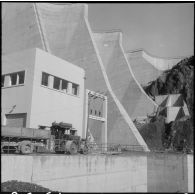 Barrage d'Erraguene et centrale.
