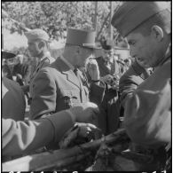 Cherchell. Visite de Raymond Triboulet. Méchoui.