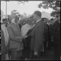 Cherchell. Visite de Raymond Triboulet aux anciens combattants.
