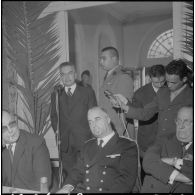 Cherchell. Visite de Raymond Triboulet. Discours d'une autorité pendant la réception.