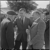 Cherchell. Raymond Triboulet rencontre un ancien combattant.
