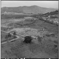 Vue aérienne de Bône. Ruines.