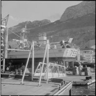 Mers el-Kébir. Chantier naval. Vedette côtière P755.