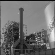 Alger. Usine d'huile alimentaire Lesieur. Centrale d'alimentation de l'usine.