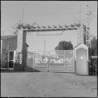 Camp de L'Alma (camp Bonvalot). Entrée du Centre d'instruction du service du matériel n°3 (CISM n° 3).