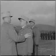 Section administrative spécialisée (SAS) d'Arba. Remise de décoration.