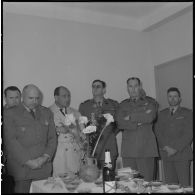 Section administrative spécialisée (SAS) d'Arba. Réception après la cérémonie de remise de décoration.