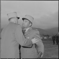 Section administrative spécialisée (SAS) d'Arba. Remise de décoration.