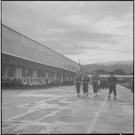 Boufarik. Prise d'armes et remise de décoration. Défilé.