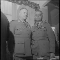 Boufarik. Prise d'armes et remise de décoration. Vin d'honneur et félicitations pour les décorés.