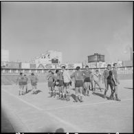 Stade municipal d'Alger. Finale des championnats interarmées de football. Fin de match.
