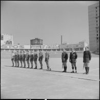 Stade municipal d'Alger. Finale des championnats interarmées de football. Une équipe.