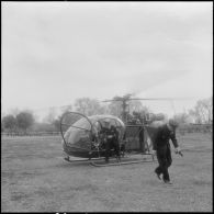 Constantine. Finale interarmées de rugby. Arrivée du général Fourquet.