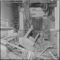 Alger. Attentats de l'Organisation armée secrète (OAS). Une boucherie a explosé.