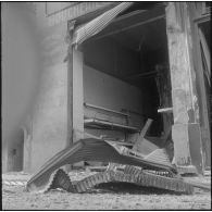 Alger. Attentats de l'Organisation armée secrète (OAS). Une boucherie a explosé.