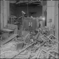 Alger. Attentats de l'Organisation armée secrète (OAS). Une boucherie a explosé.