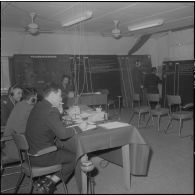 La Reghaïa. Salle opérationnelle des transmissions.