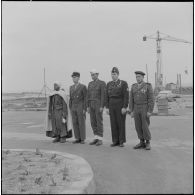 Rocher Noir. Des autorités pendant la cérémonie de passation des pouvoirs entre Jean Morin et Christian Fouchet.