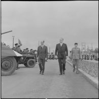 Rocher Noir. Cérémonie de passation des pouvoirs entre Jean Morin et Christian Fouchet. Revue des troupes.