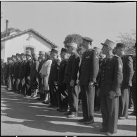 Alger. Chapelle de l'hôpital Maillot. Cérémonie funéraire. Des officiers.