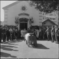 Alger. Chapelle de l'hôpital Maillot. Cérémonie funéraire. Eloge funèbre.