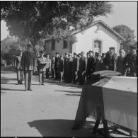 Alger. Chapelle de l'hôpital Maillot. Cérémonie funéraire. Eloge funèbre.