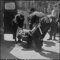 Alger. Assassinat d'un homme rue Michelet.