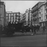 Bouclage du centre d'Oran.