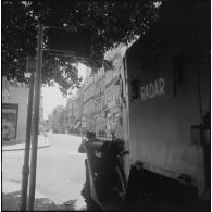 Camion radar dans une rue dans le cadre de l'opération "Z".