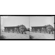 NE. Ostende. Batterie allemande Hindenbourg. Poste de commandement de tir de la batterie. [légende d'origine]