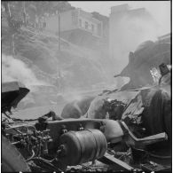 Alger. Quartier des Tagarins. Explosion d'un camion-citerne.
