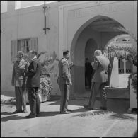Hôtel du corps d'armée d'Oran (CAO). Conférence. Des autorités militaires.