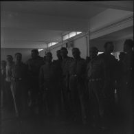 Maison Carrée. Centre de rechange du matériel. Remise de médailles. Cocktail.