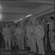 Maison Carrée. Centre de rechange du matériel. Remise de médailles. Cocktail.