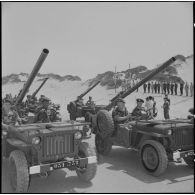 Sidi Ferruch. Défilé de parachutistes.