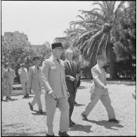 Oran. Visite de Pierre Messmer.