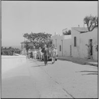 Oran. Visite de Pierre Messmer.