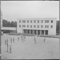 Alger. Caserne des Tagarins. Prise d'armes.